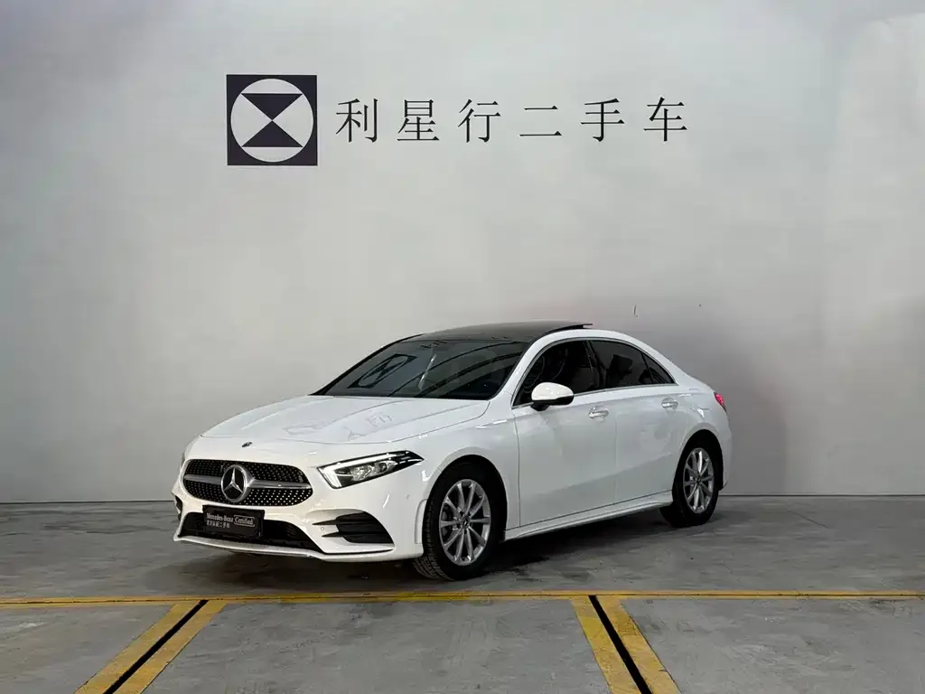 Mercedes-Benz A-Class 2023 из CN, фото 1