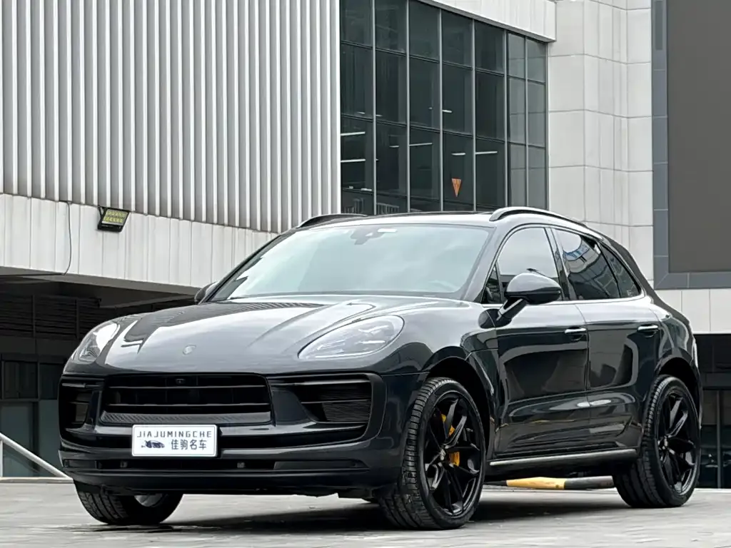 Porsche Macan — фото 1