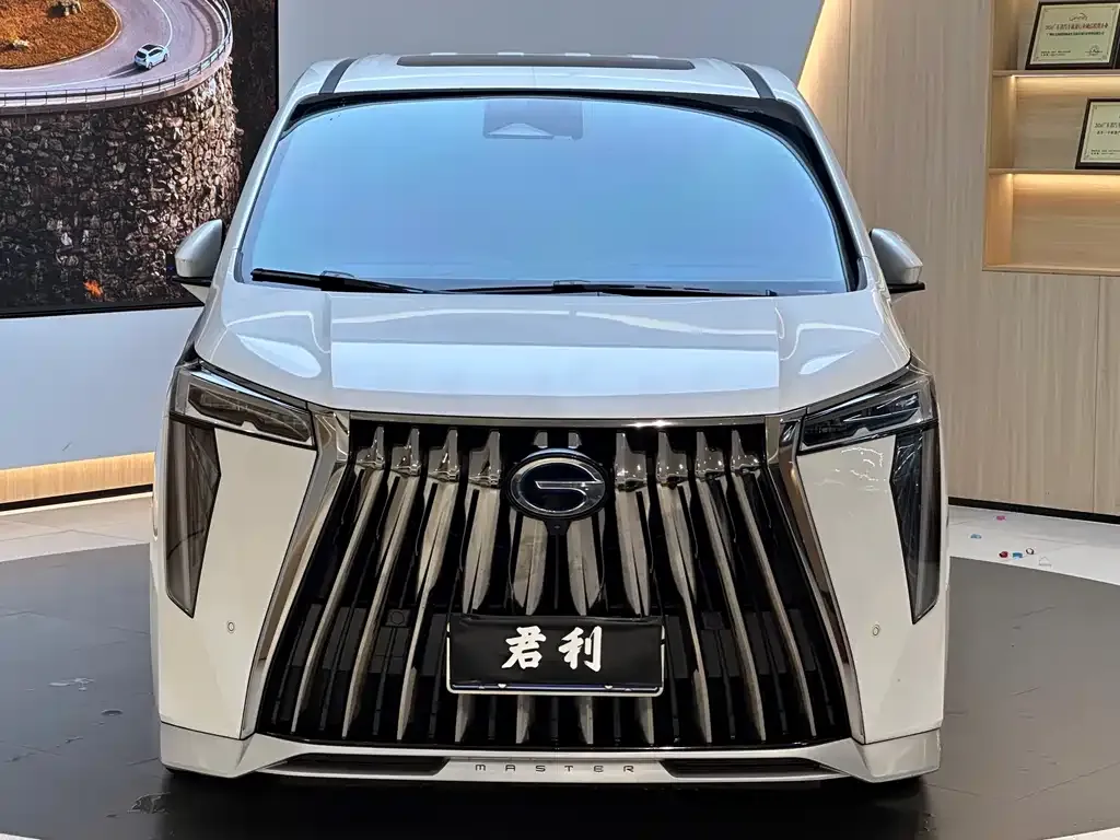 GAC Motor Trumpchi M8 — фото 8