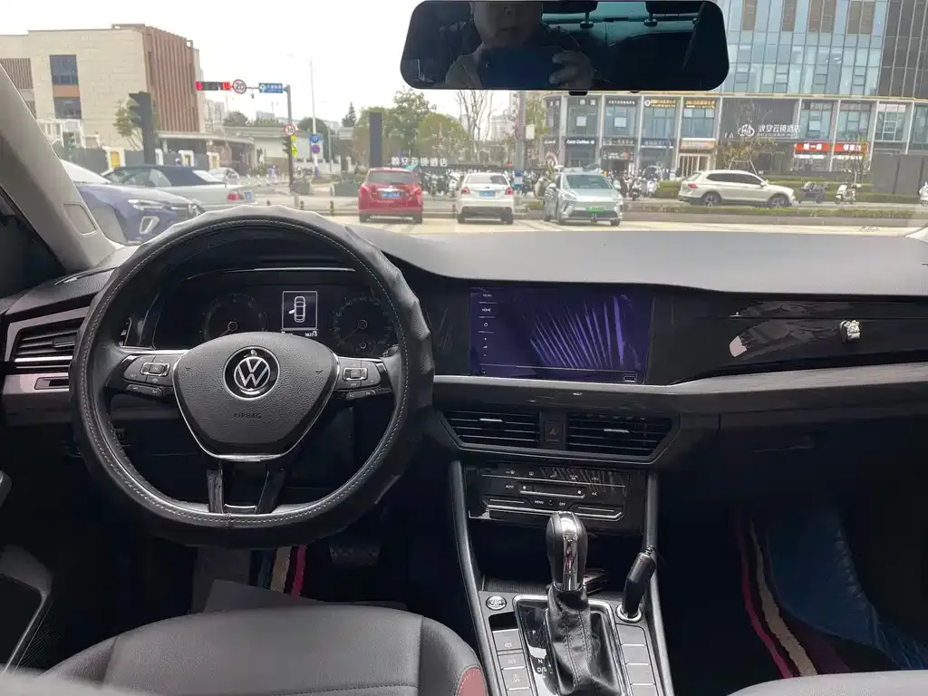Volkswagen Bora 2021 из CN, фото 8