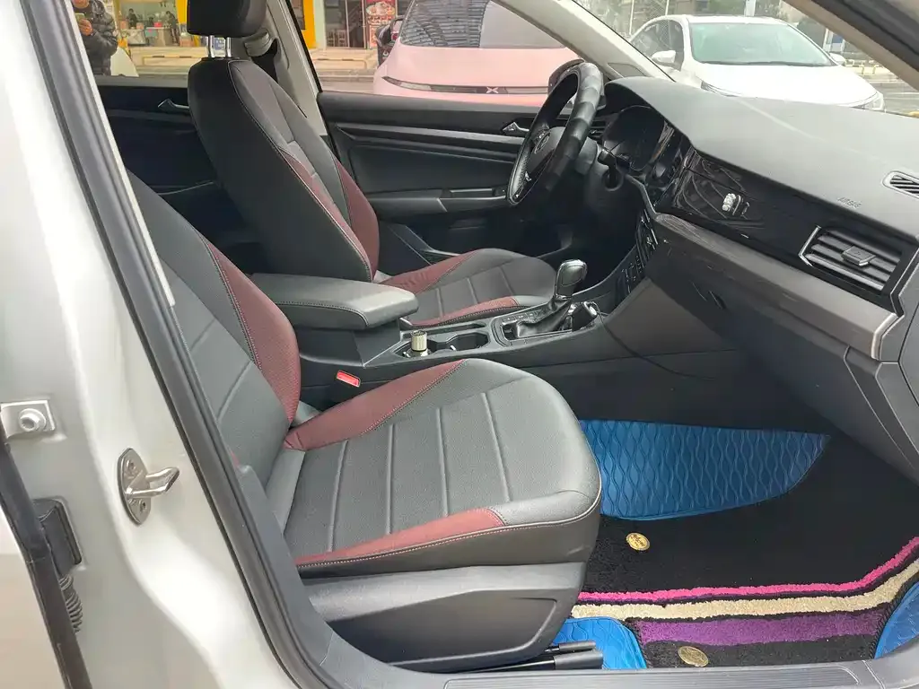 Volkswagen Bora 2021 из CN, фото 4
