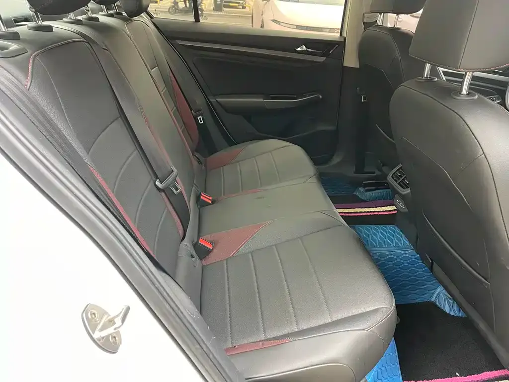 Volkswagen Bora 2021 из CN, фото 5