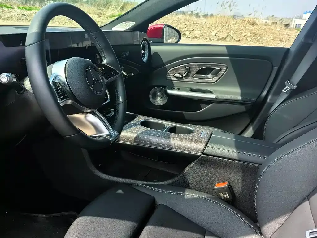 Mercedes-Benz CLA PHEV 2025 из CN, фото 5