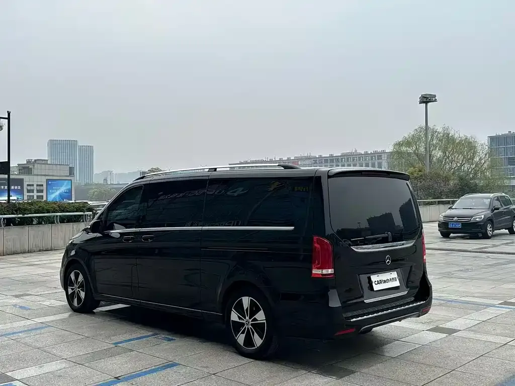 Mercedes-Benz V-Class 2021 из CN, фото 6