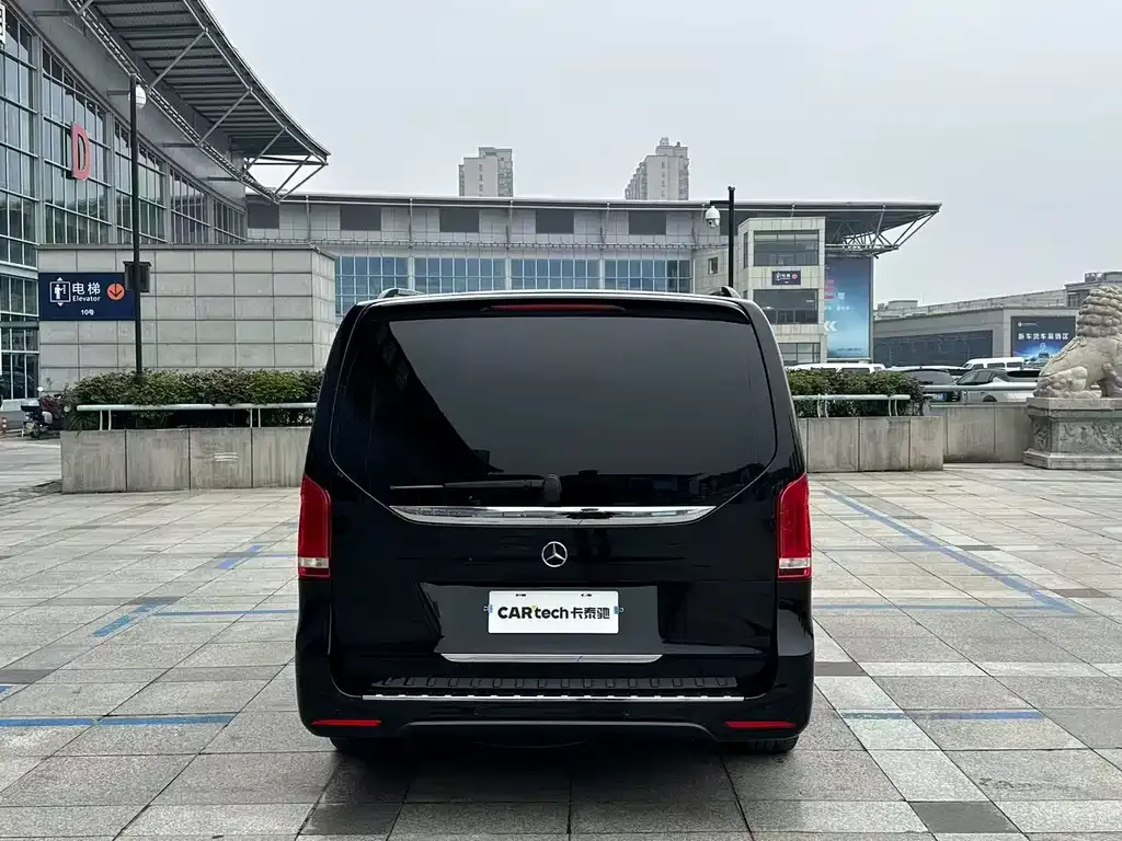 Mercedes-Benz V-Class 2021 из CN, фото 9