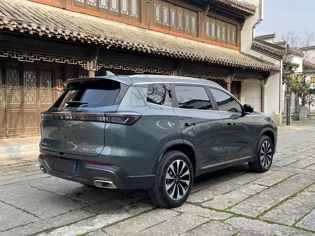 Chery Tiggo 8 PLUS — фото 9