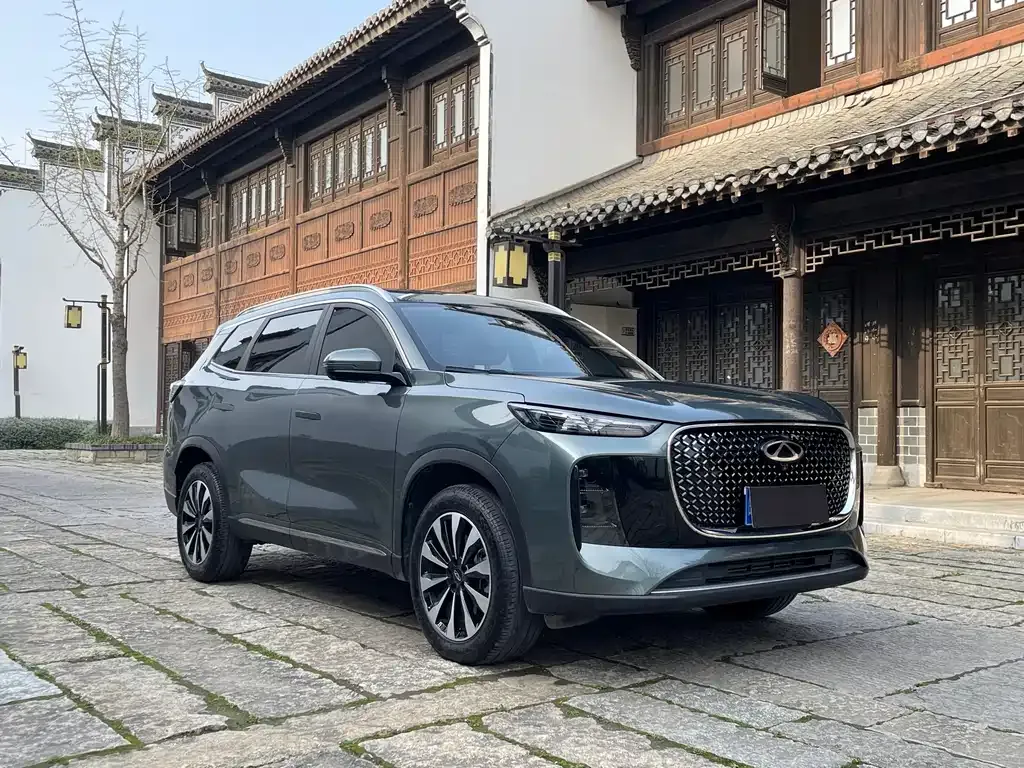 Chery Tiggo 8 PLUS — фото 7