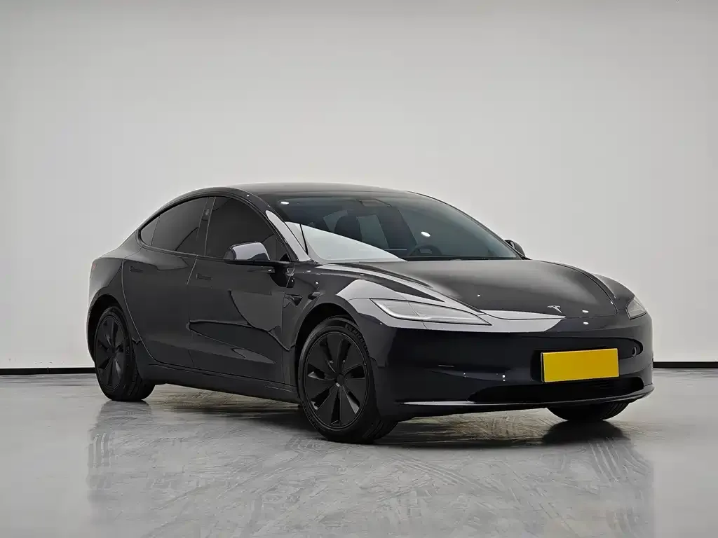 Tesla Model 3 — фото 6