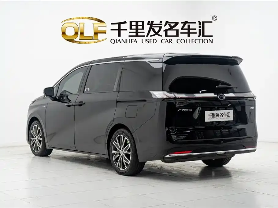 GAC Motor E8 Hybrid — фото 6