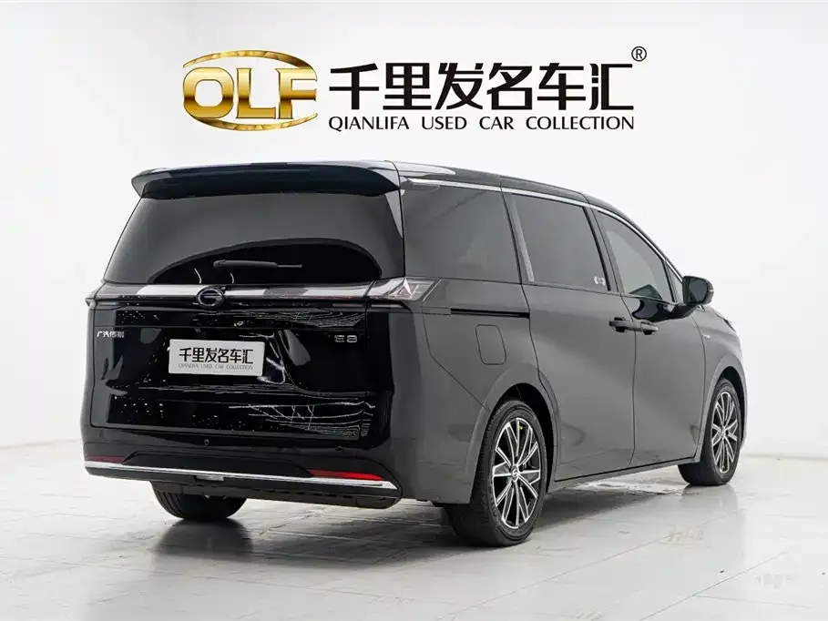 GAC Motor E8 Hybrid — фото 10