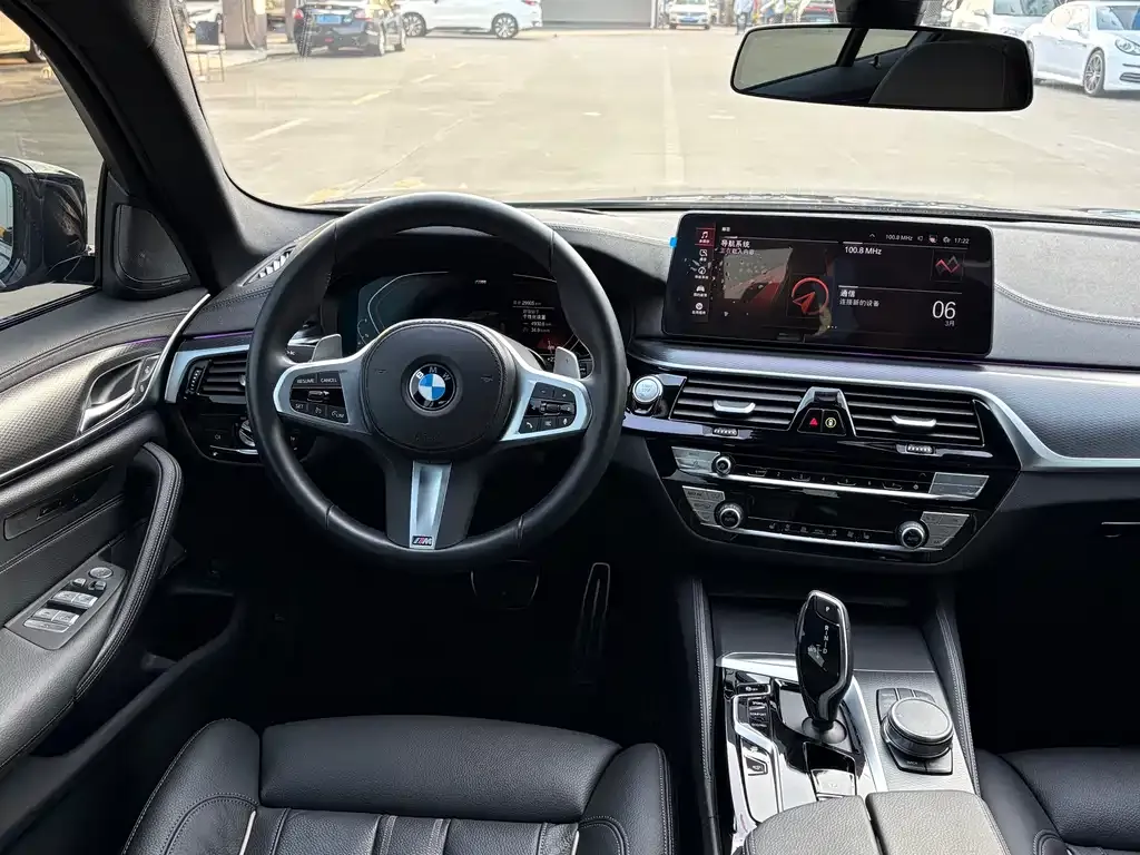 BMW 5 Series (Import) — фото 3