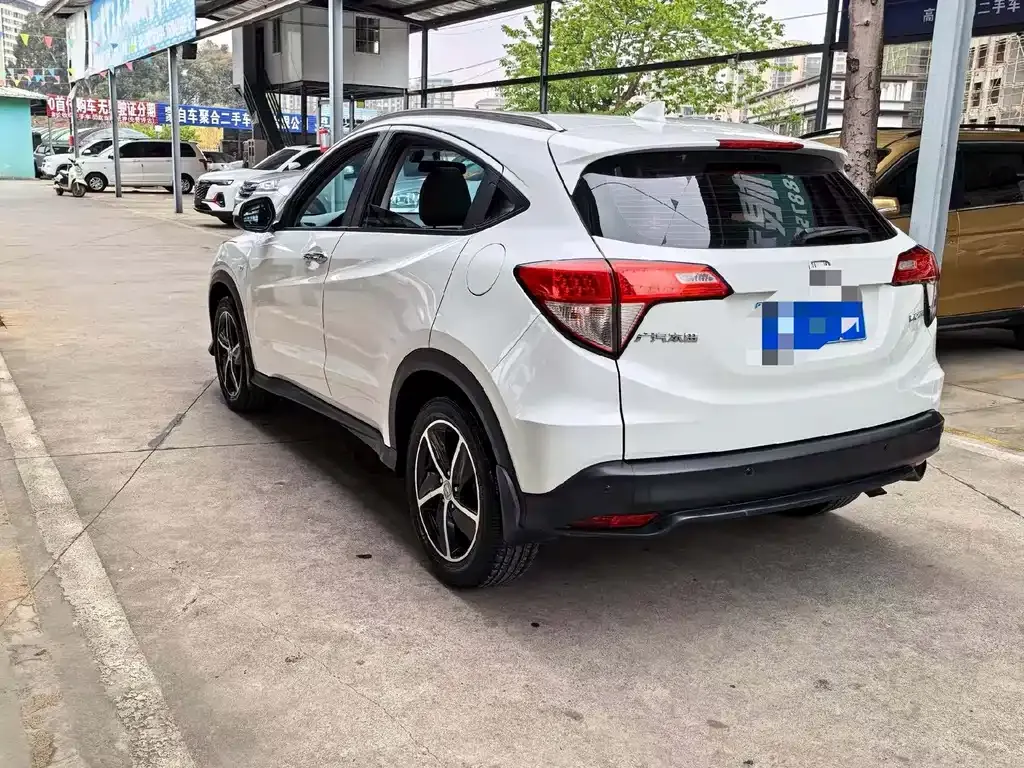 Honda Vezel 2021 из CN, фото 9