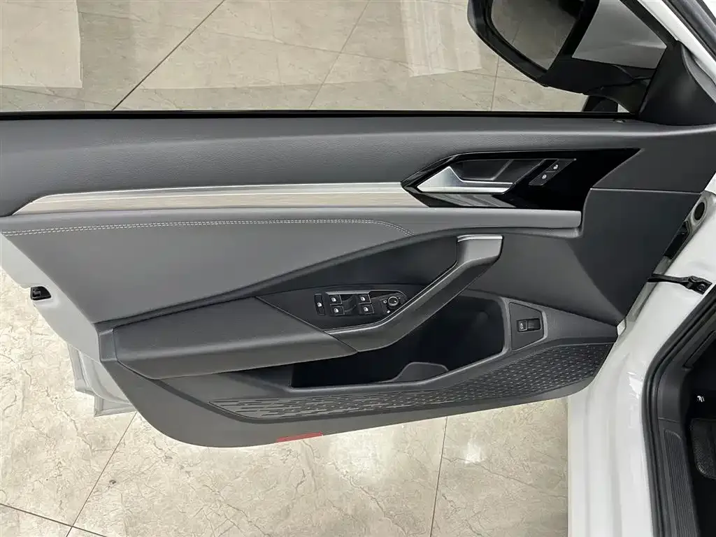 Volkswagen Sagitar 2021 из CN, фото 7