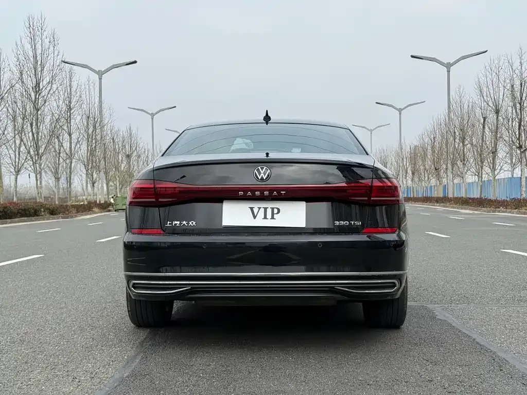 Volkswagen Passat 2023 из CN, фото 5