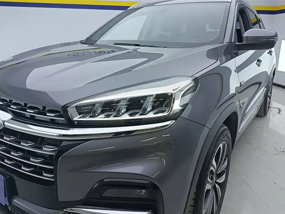 Chery Tiggo 8 — фото 10