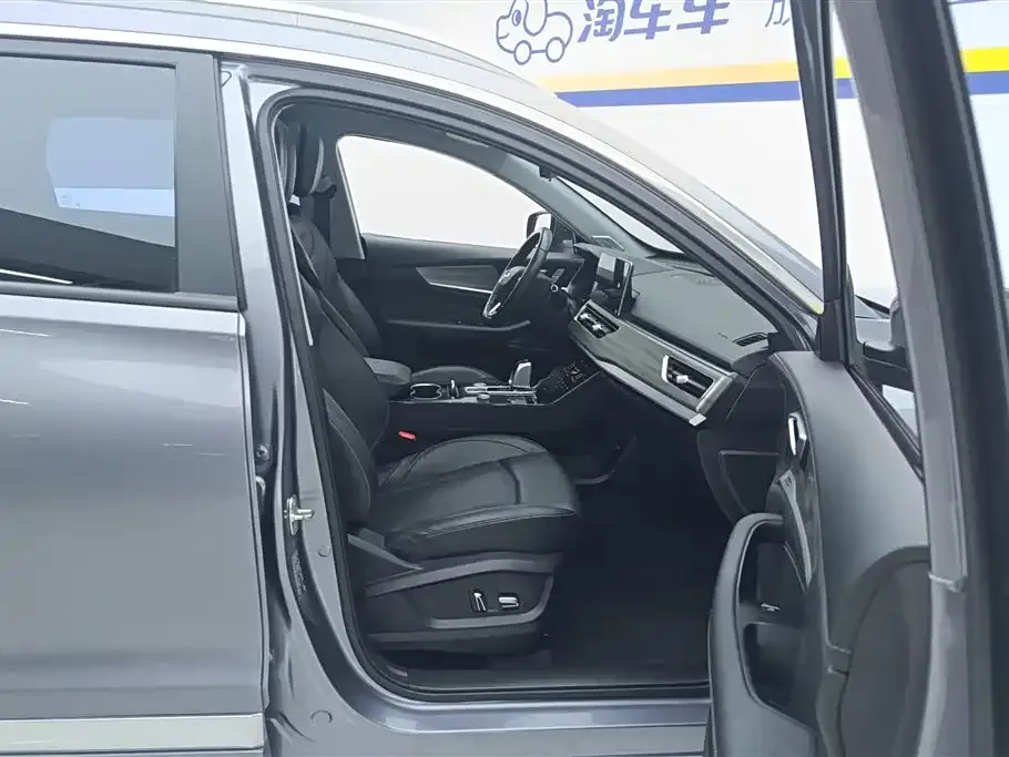 Chery Tiggo 8 — фото 3