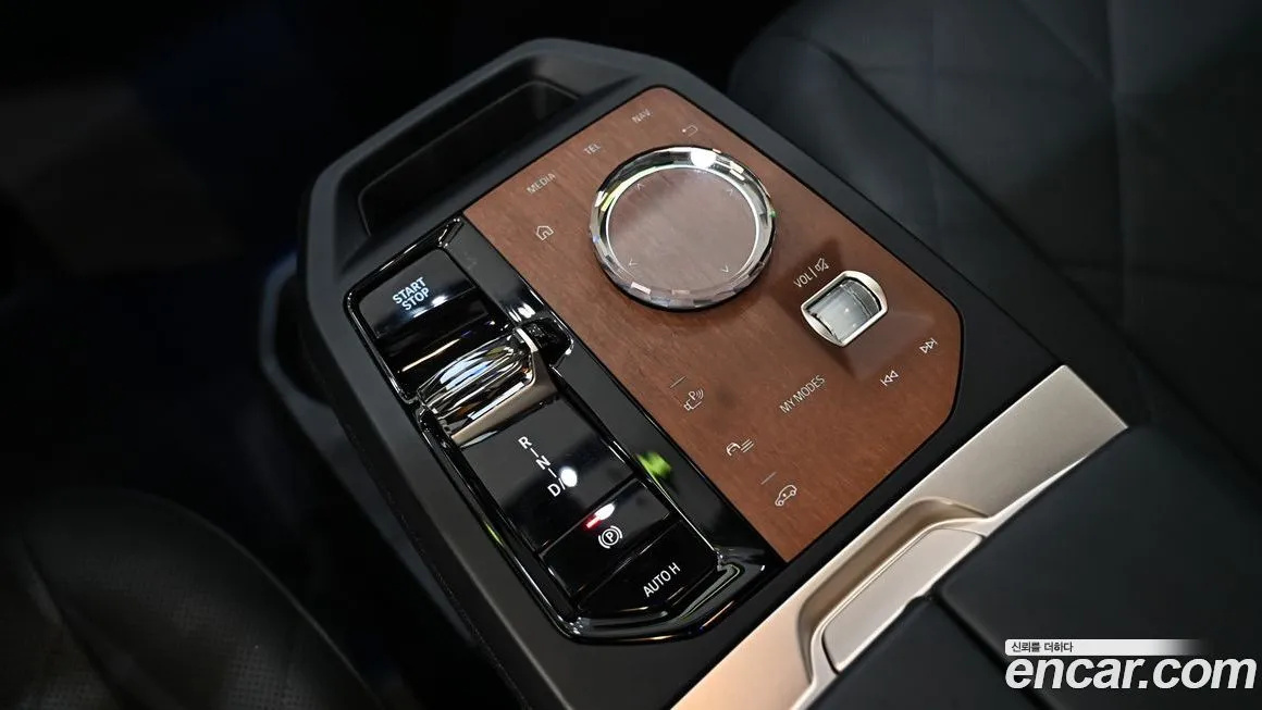 BMW iX 2024 из KR, фото 6