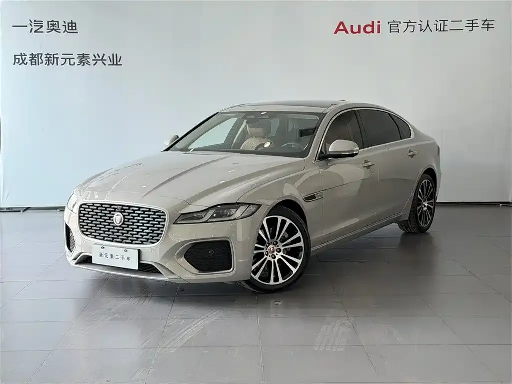 Jaguar XFL — фото 1