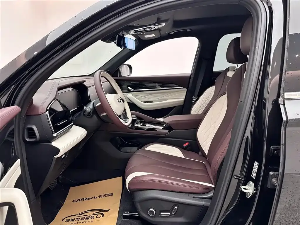 Geely Xingyue L — фото 10