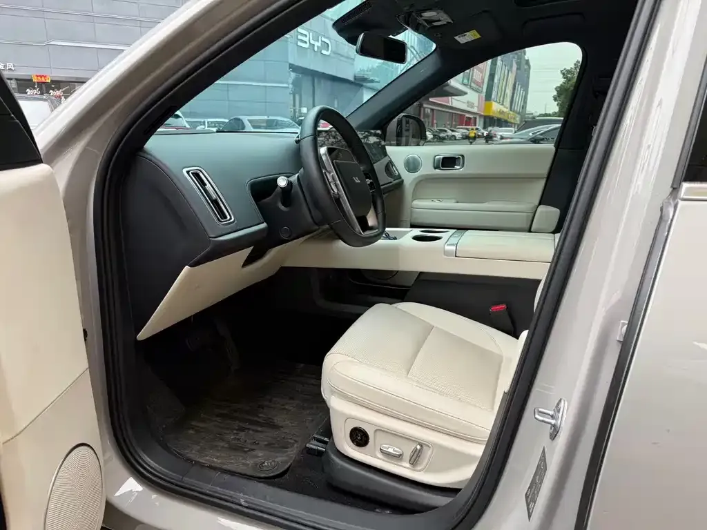 Li Auto L6 2024 из CN, фото 2