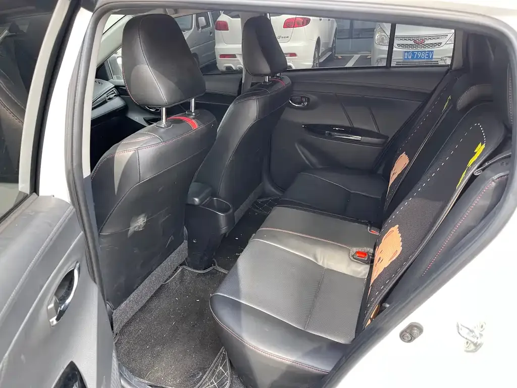 Toyota Yaris L 2023 из CN, фото 2