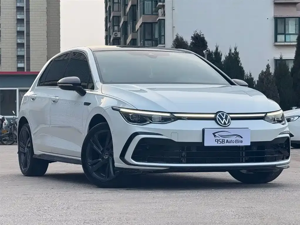 Volkswagen Golf 2022 из CN, фото 3