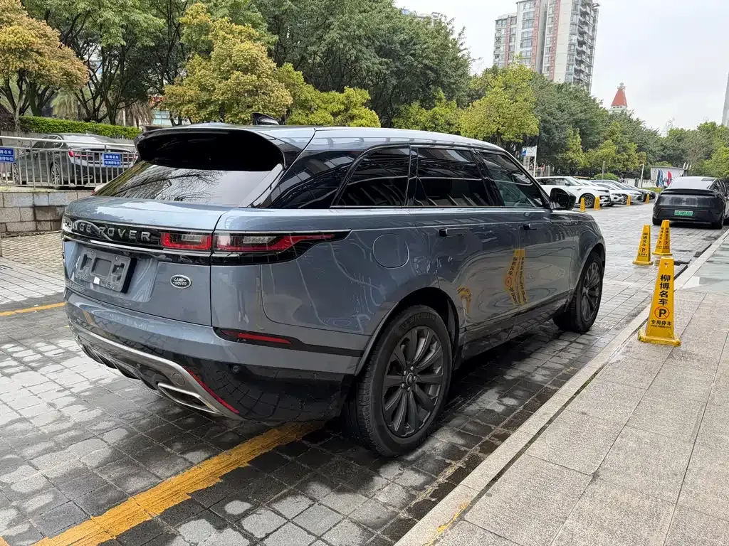 Land Rover Velar — фото 10
