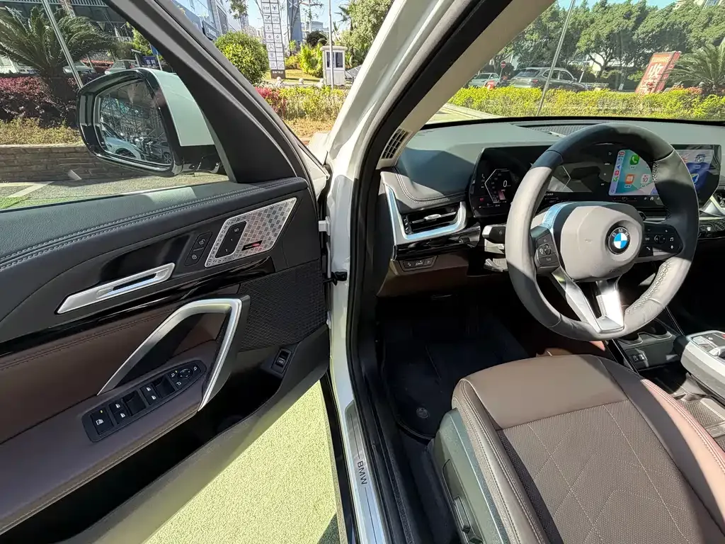 BMW X1 2025 из CN, фото 8