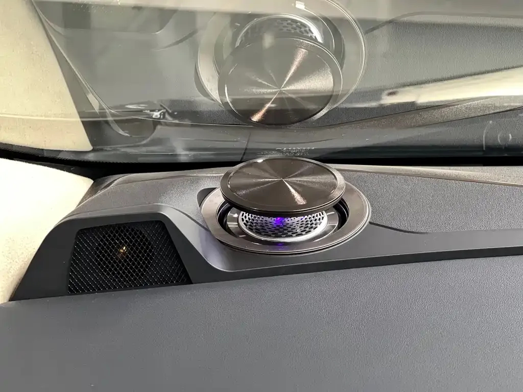 Toyota Alphard 2021 из CN, фото 8
