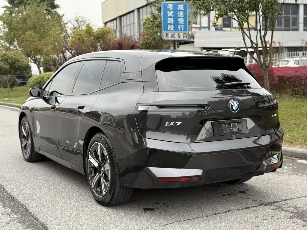 BMW iX 2024 из CN, фото 8