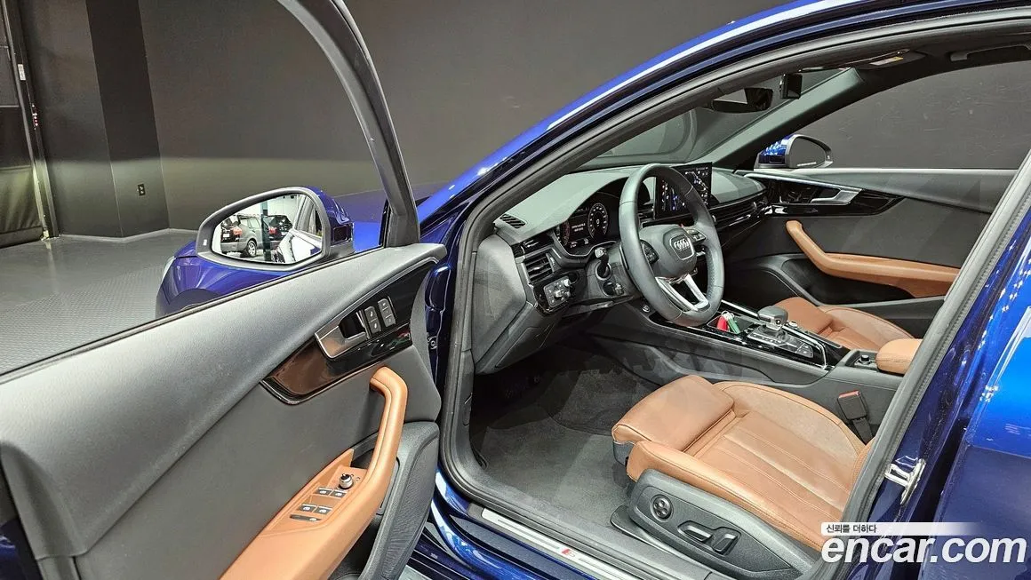 Audi A4 2021 из KR, фото 2