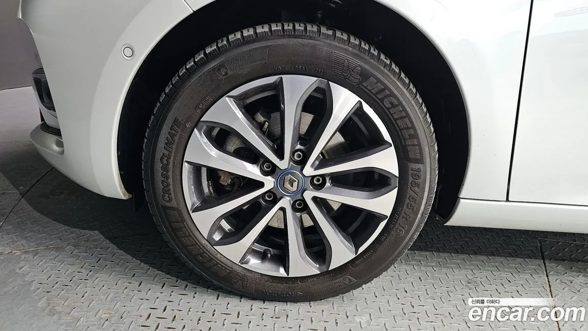 Renault Korea (Samsung) Zoe 2021 из KR, фото 10