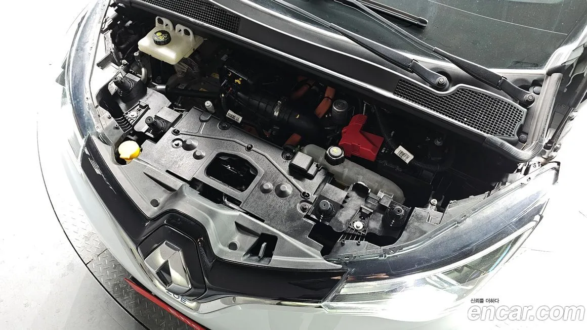 Renault Korea (Samsung) Zoe 2021 из KR, фото 5