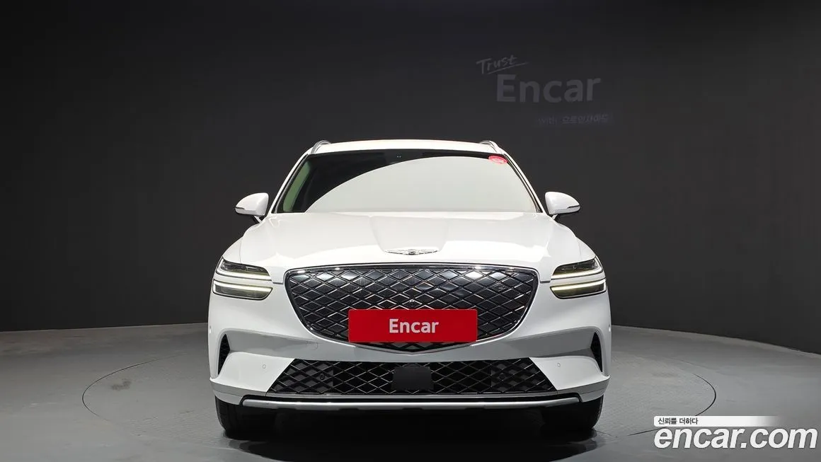 Genesis GV70 2024 из KR, фото 2