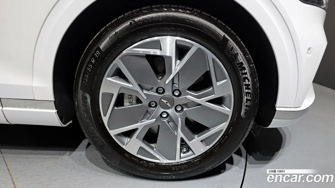 Genesis GV70 2024 из KR, фото 6