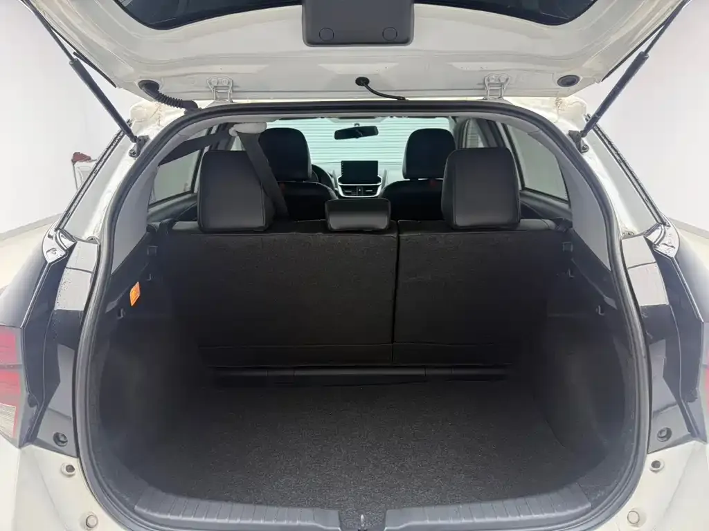 Toyota Yaris L 2022 из CN, фото 8