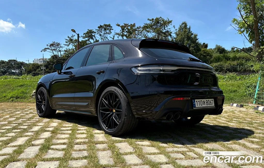 Porsche Macan — фото 8