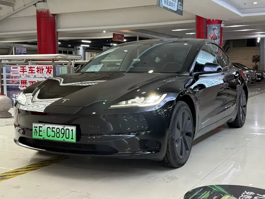Tesla Model 3 2023 из CN, фото 1