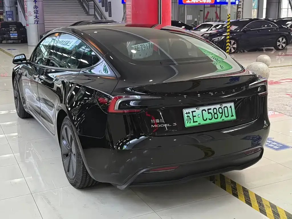 Tesla Model 3 2023 из CN, фото 6