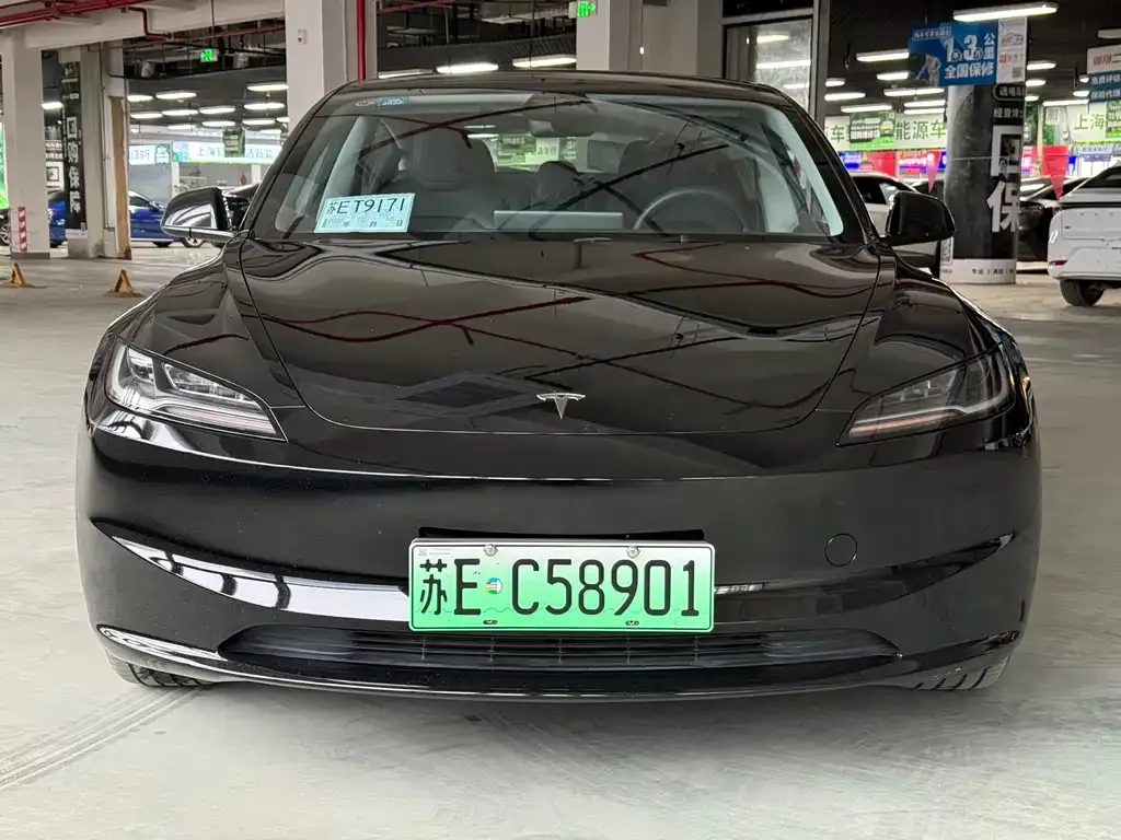 Tesla Model 3 2023 из CN, фото 5