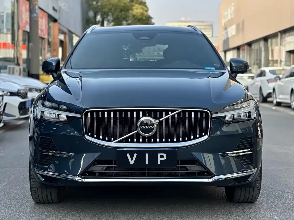 Volvo XC60 — фото 4