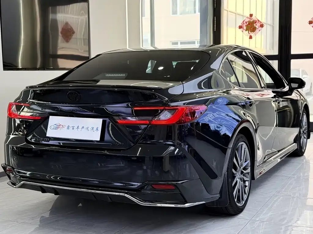 Toyota Camry 2024 из CN, фото 7