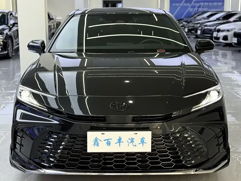 Toyota Camry 2024 из CN, фото 4