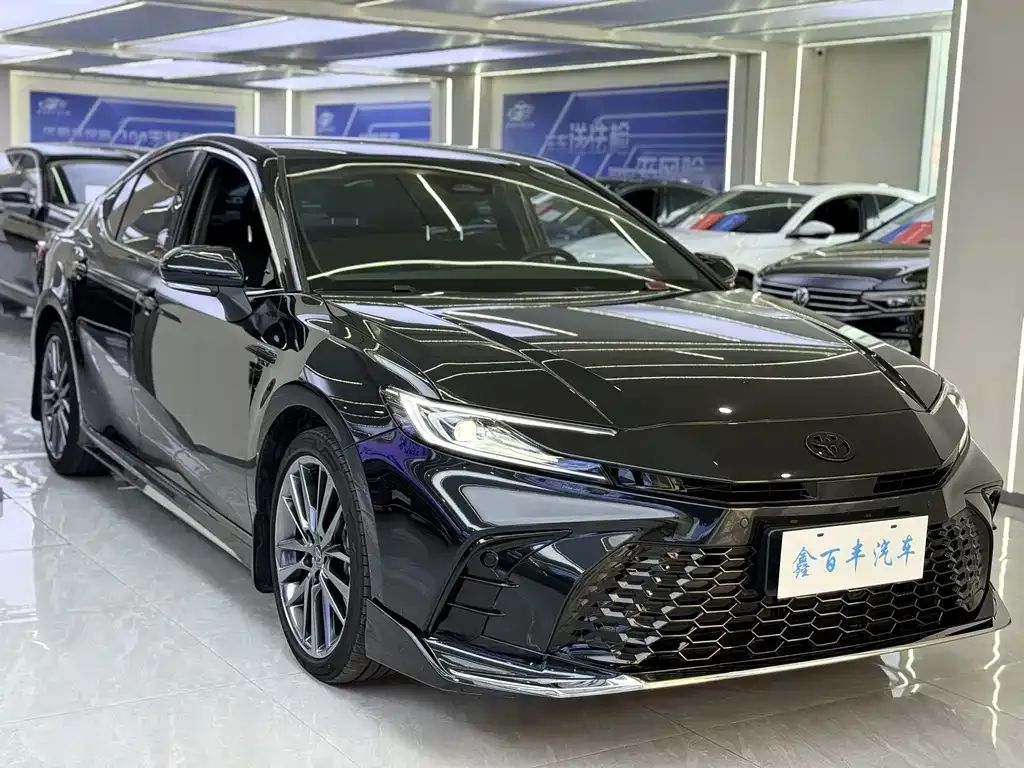 Toyota Camry 2024 из CN, фото 3