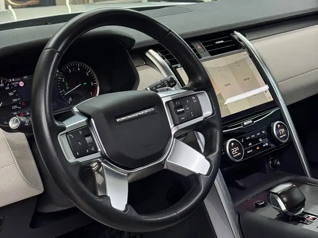 Land Rover Discovery — фото 10