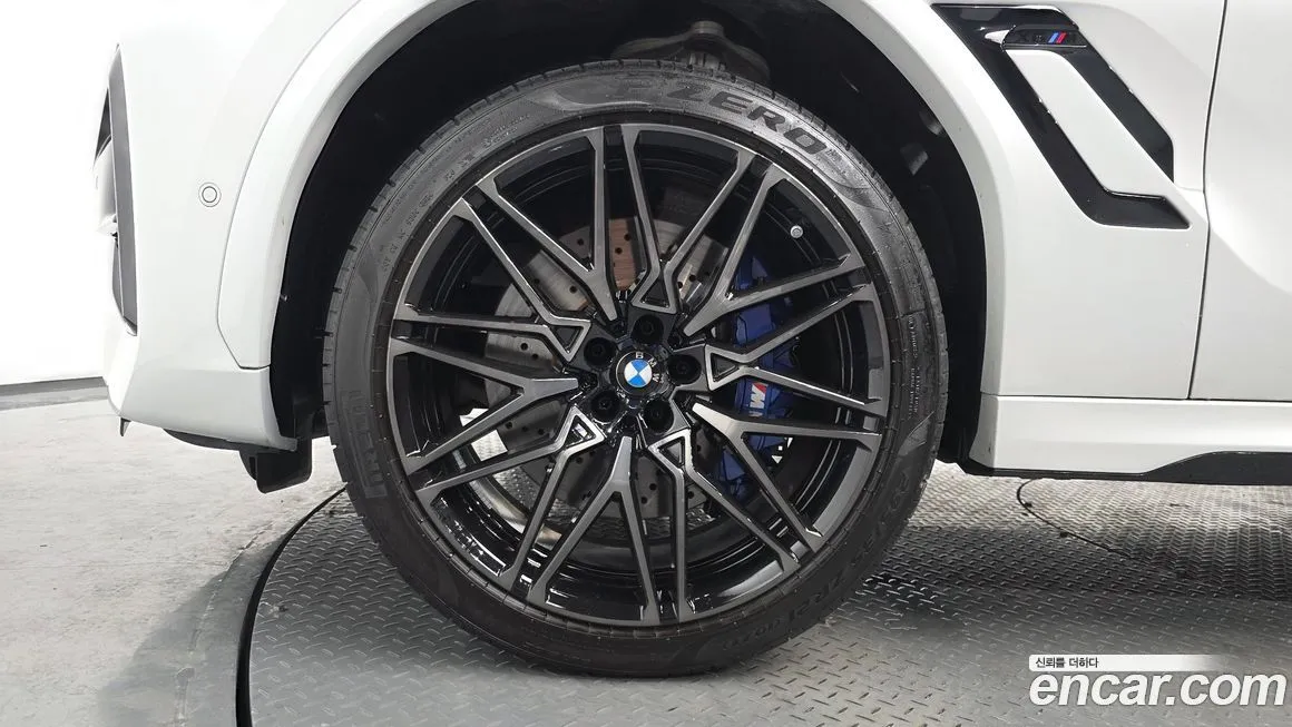 BMW X6M 2025 из KR, фото 10
