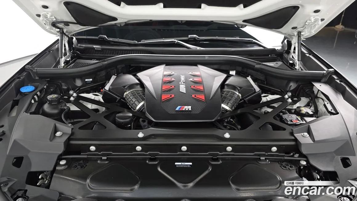 BMW X6M 2025 из KR, фото 8