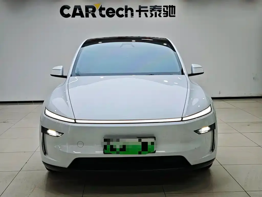Tesla Model Y — фото 2