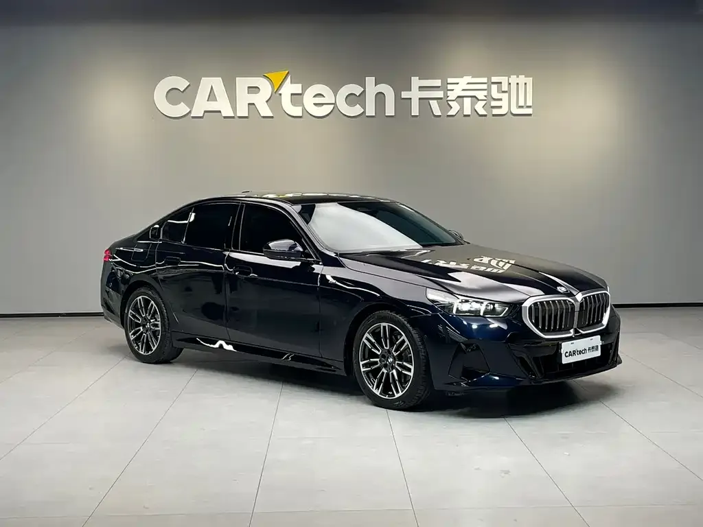 BMW 5 Series (Import) 2024 из CN, фото 7