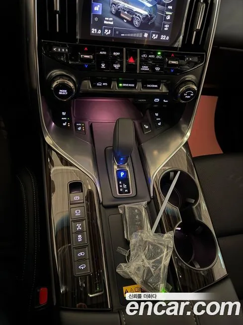 Lexus LX 2025 из KR, фото 8